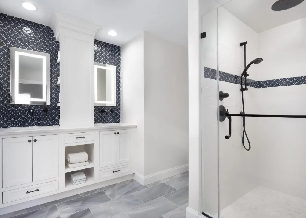 AvalonMasterBathweb(1)